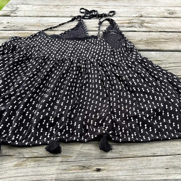 Small Black Spaghetti Strap Halter Tie Back Tank Top a.n.a A New Approach - Picture 7 of 9